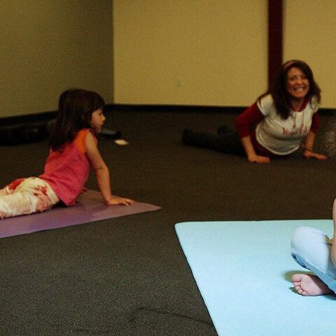 COVID-19-Coronavirus-Yoga-Beneficios-Ninos 30/04/20