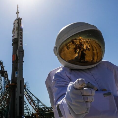 astronauta desde tu casa nasa 22 de abril 2020