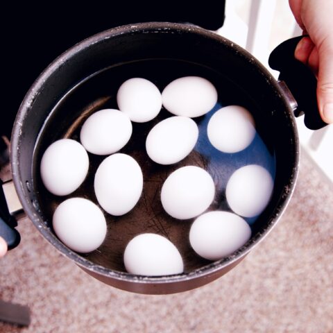 se-deben-lavar-los-huevos-30-de-abril-2020