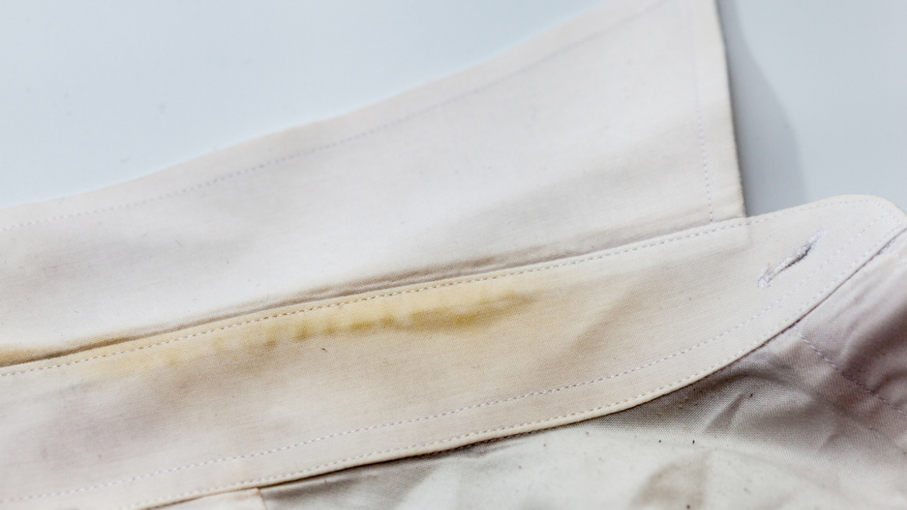 Aprende-a-quitar-manchas-de-cloro-en-la-ropa 28/05/20