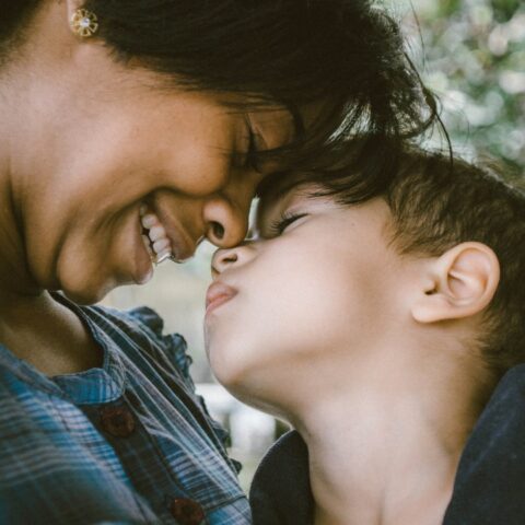 madres-solteras-mamás-hijos-niño-7-de-julio-2020