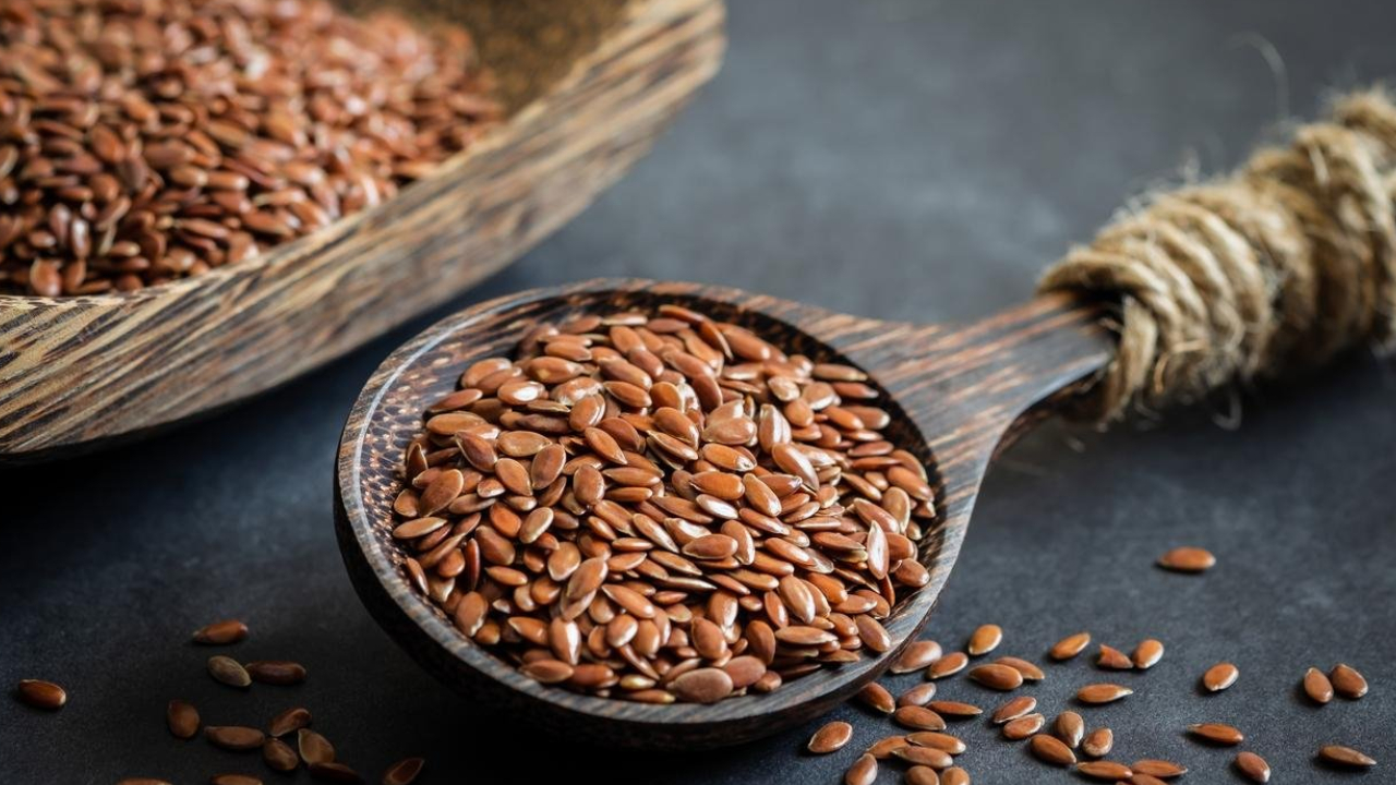 Aprende a hacer gel de linaza para hidratar tu cabello y hacerlo crecer de volada 12/08/20