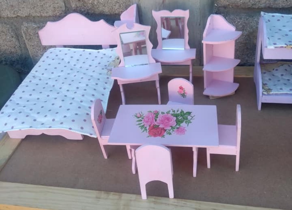 abuelito pide ayuda para vender sus artesanias en facebook y se vuelve viral