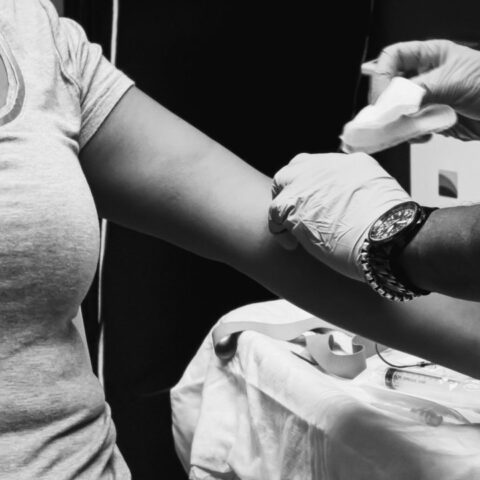 El examen de sangre que detecta el cáncer antes de los síntomas