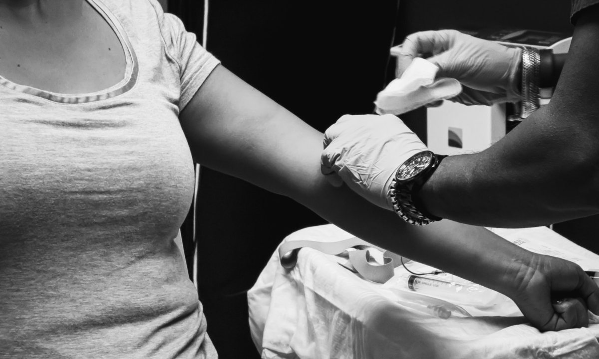 El examen de sangre que detecta el cáncer antes de los síntomas