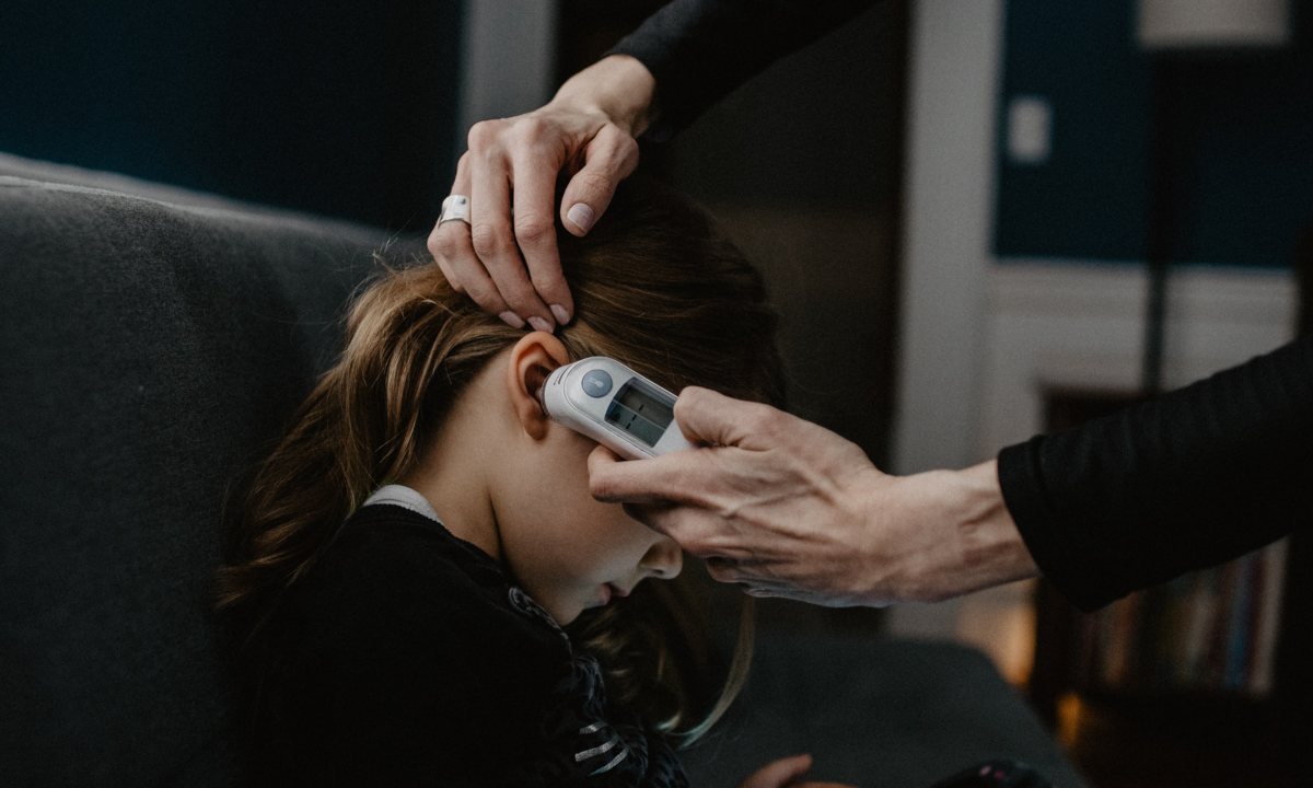 Niños podrian portar altos niveles de coronavirus segun un estudio