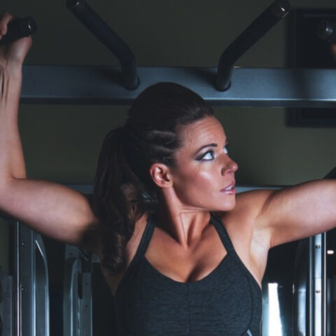 La dominadas son un gran ejercicio para ganar fuerza y bajar de peso