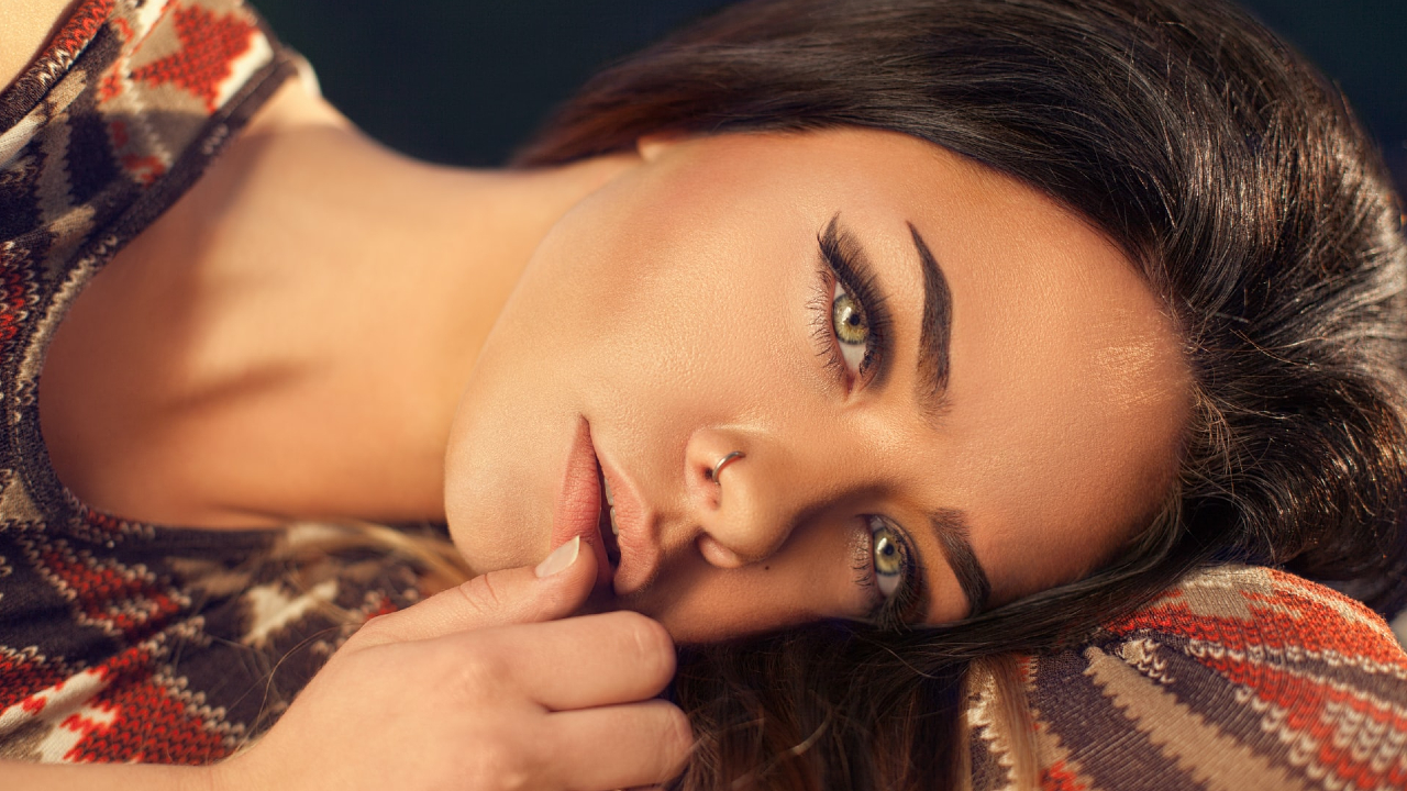 Tips para lucir cejas hermosas a la hora de maquillarlas