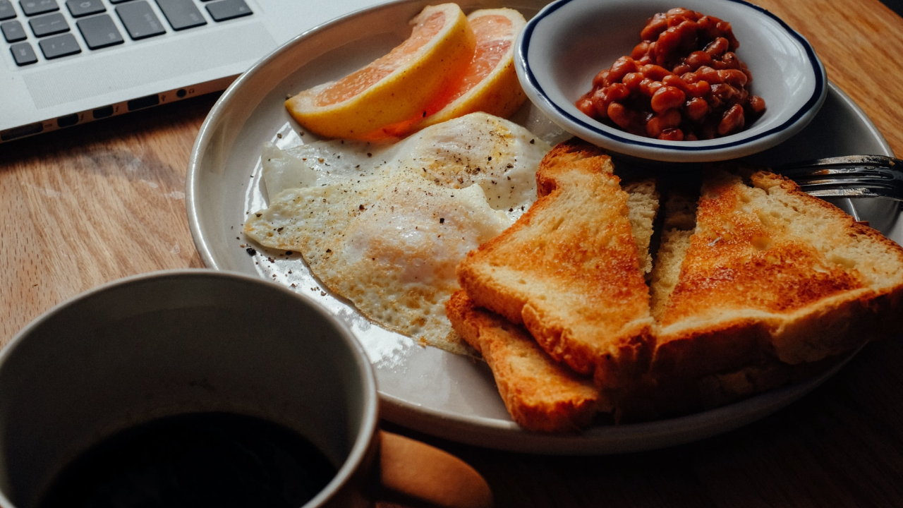 saltarse desayuno tiene beneficios