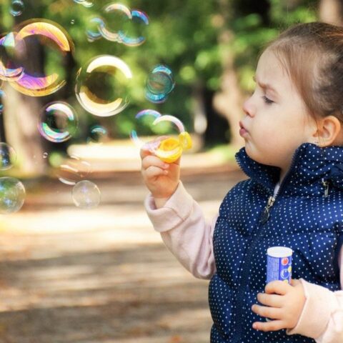 padres con hijas niñas pagan mas que si tuvieran niño