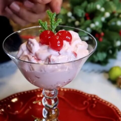 receta de ensalada de manzana con cerezas cremosa