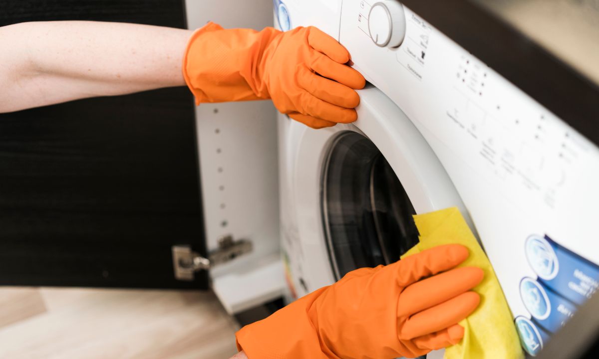 como limpiar la lavadora por dentro con vinagre y bicarbonato