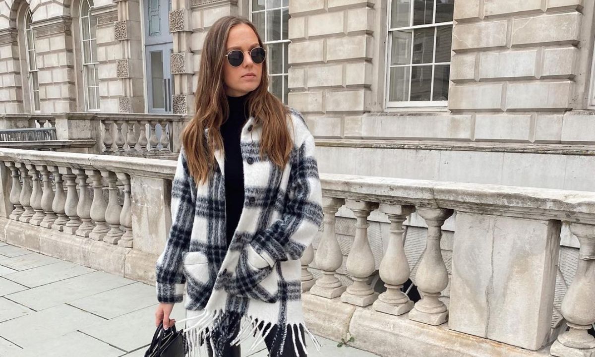 como combinar shackets sobrecamisa