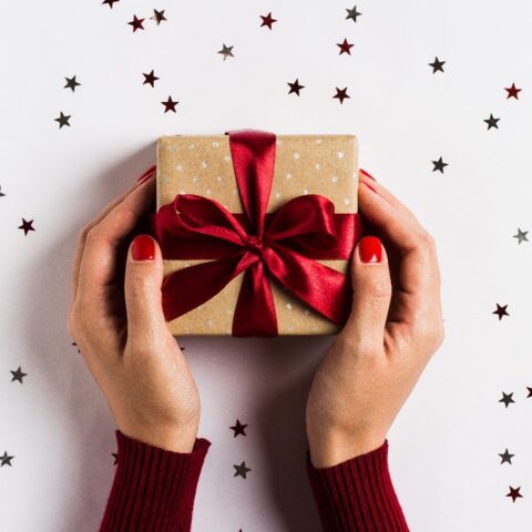 darse regalo de navidad