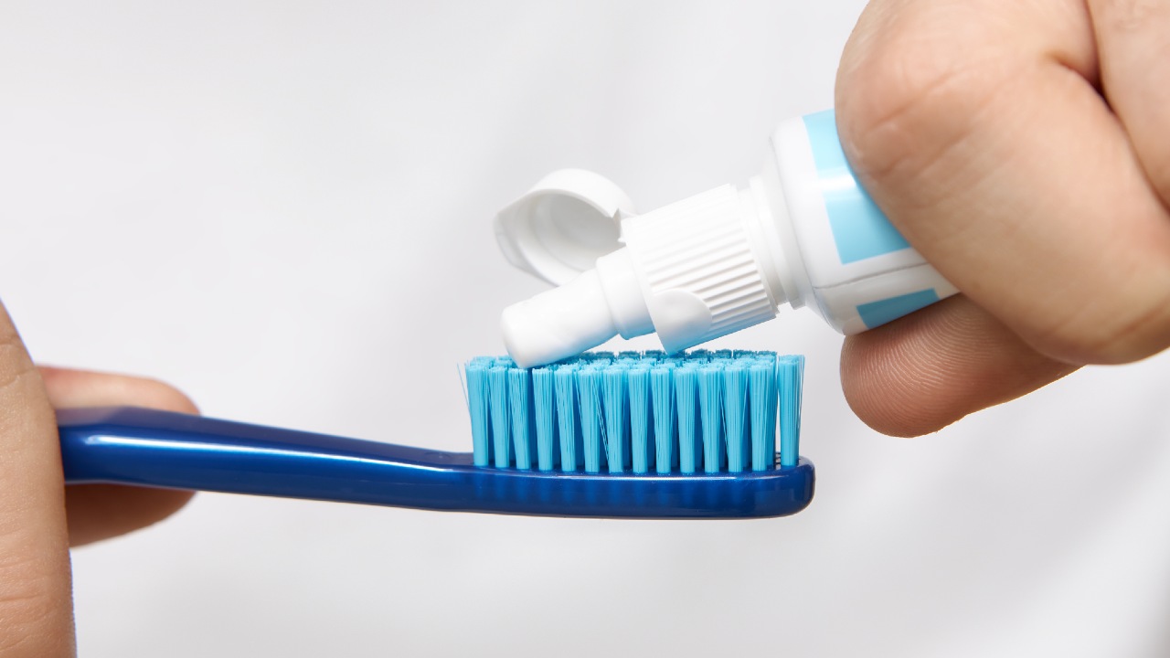 pasta de dientes contra el Covid-19