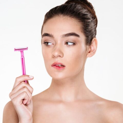 como depilarse el area del bikini con rastrillo sin irritar consejos