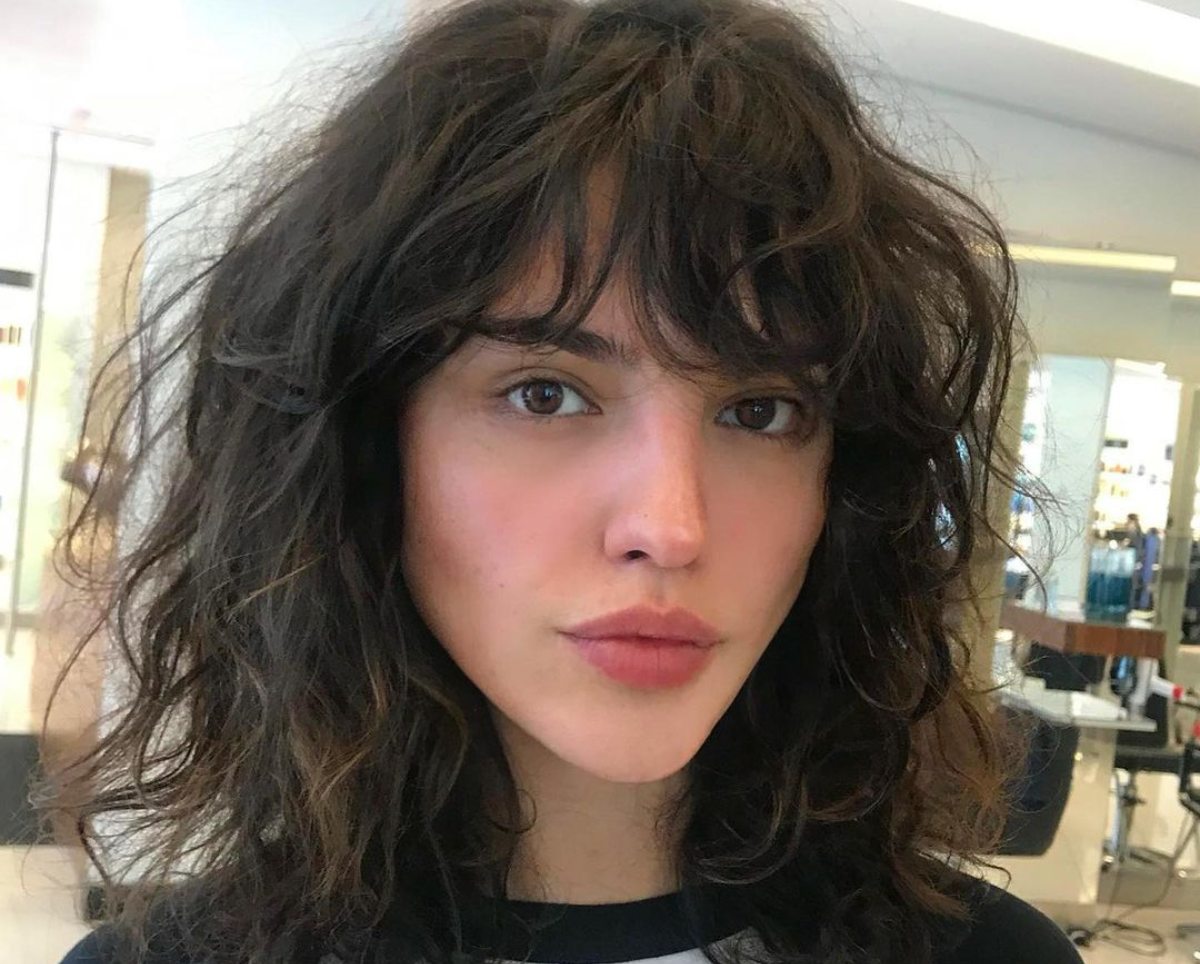 El fleco de cortina será tendencia en 2021.