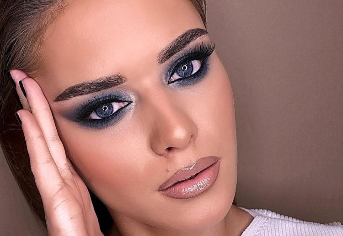 como maquillar parpados caidos mujeres de más de 40