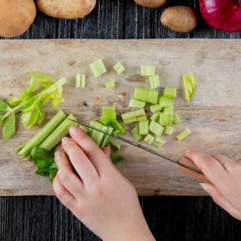 apio crudo beneficios