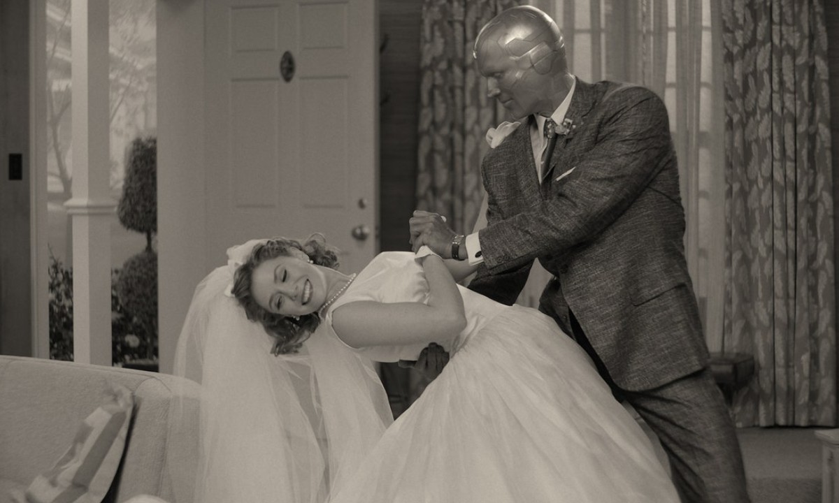 la moda es un elemento fundamental en la serie wandavision