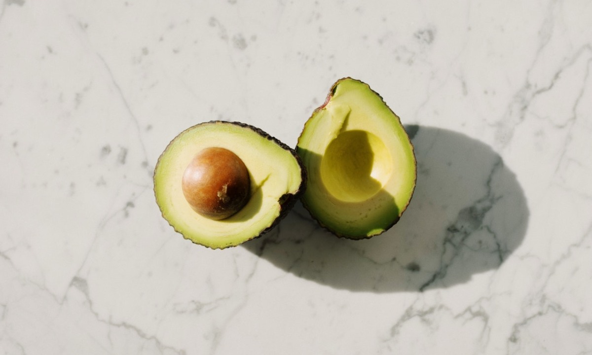 el aguacate tiene potasio beneficios y propiedades