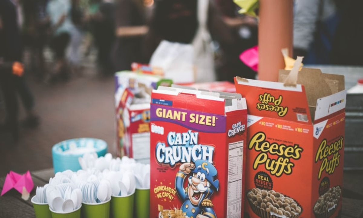 los alimentos con caricaturas en el empaque son más atractivos para los niños