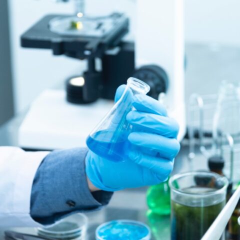 comida contaminada de covid-19 puede contagiar a las personas