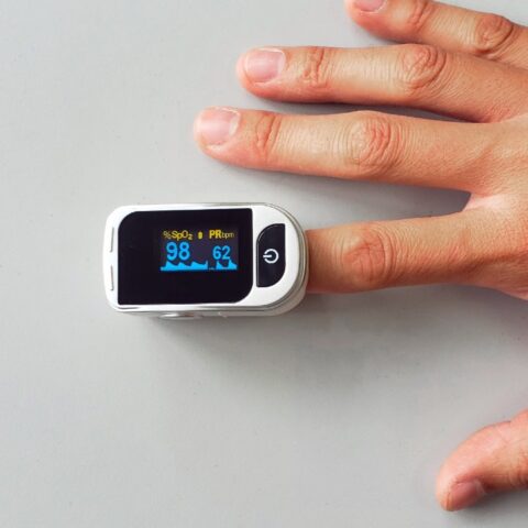 como aumentar la oxigenacion en la sangre covid oximetro
