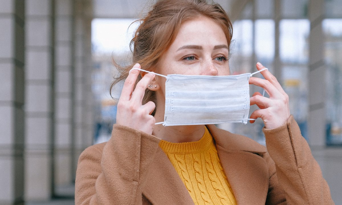 estar embarazada en pandemia es un riesgo para el que se deben tomar precauciones