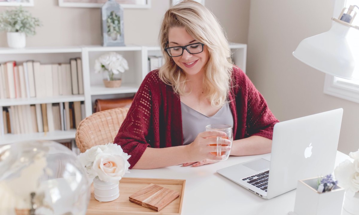 ejercicios que puedes hacer formas de moverte más durante el home office