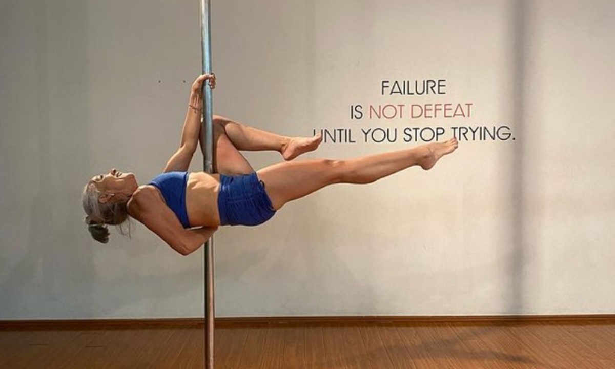 martha la abuelita fitness tambien hace pole dance