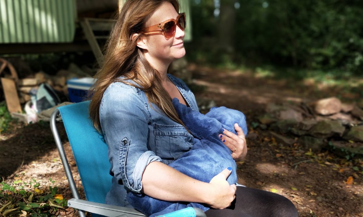 puedo amamatntar después de vacunarme covid-19