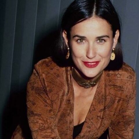 demi moore apareció con una extraña apariencia