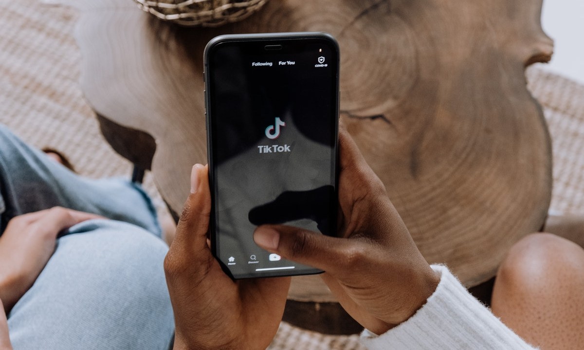 los efectos de usar la app tiktok pueden ser negativos en los niños