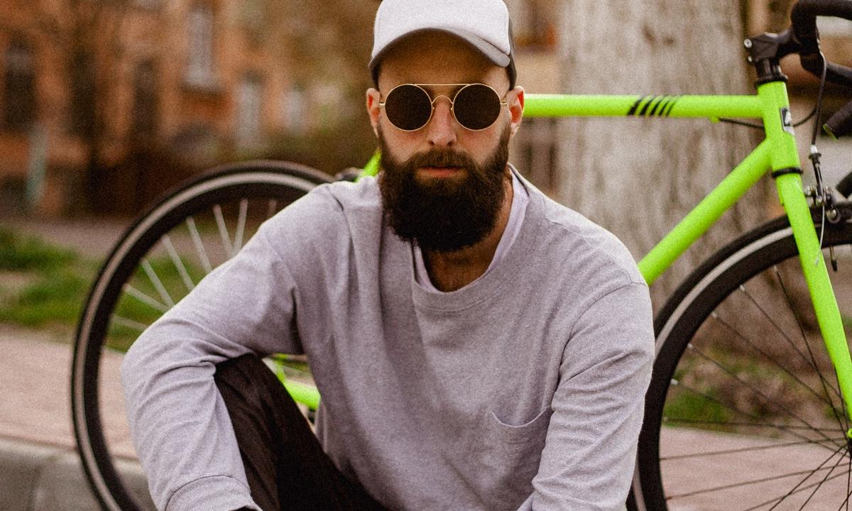 Besar a un perro es más saludable que besar a un hombre con barba ciencia