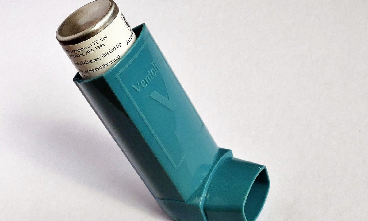 Budesonida tratamiento asma que salva a pacientes con COVID-19