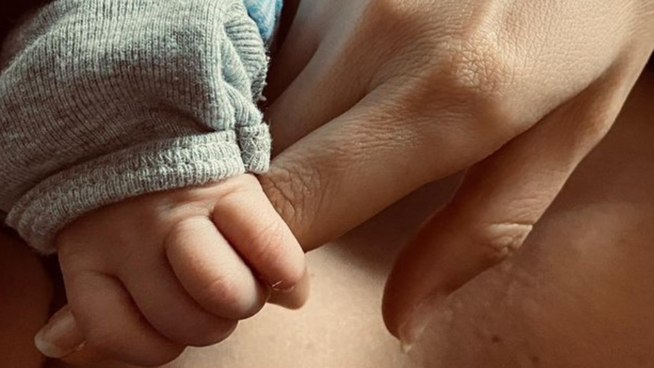 mensaje de Fernanda Castillo a las mamás primerizas instagram redes