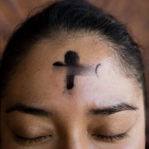 miércoles de ceniza hora y donde ver misa en línea