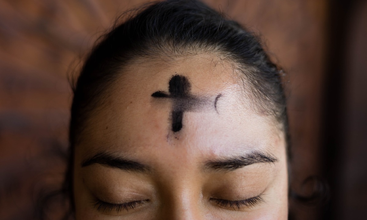 miércoles de ceniza hora y donde ver misa en línea