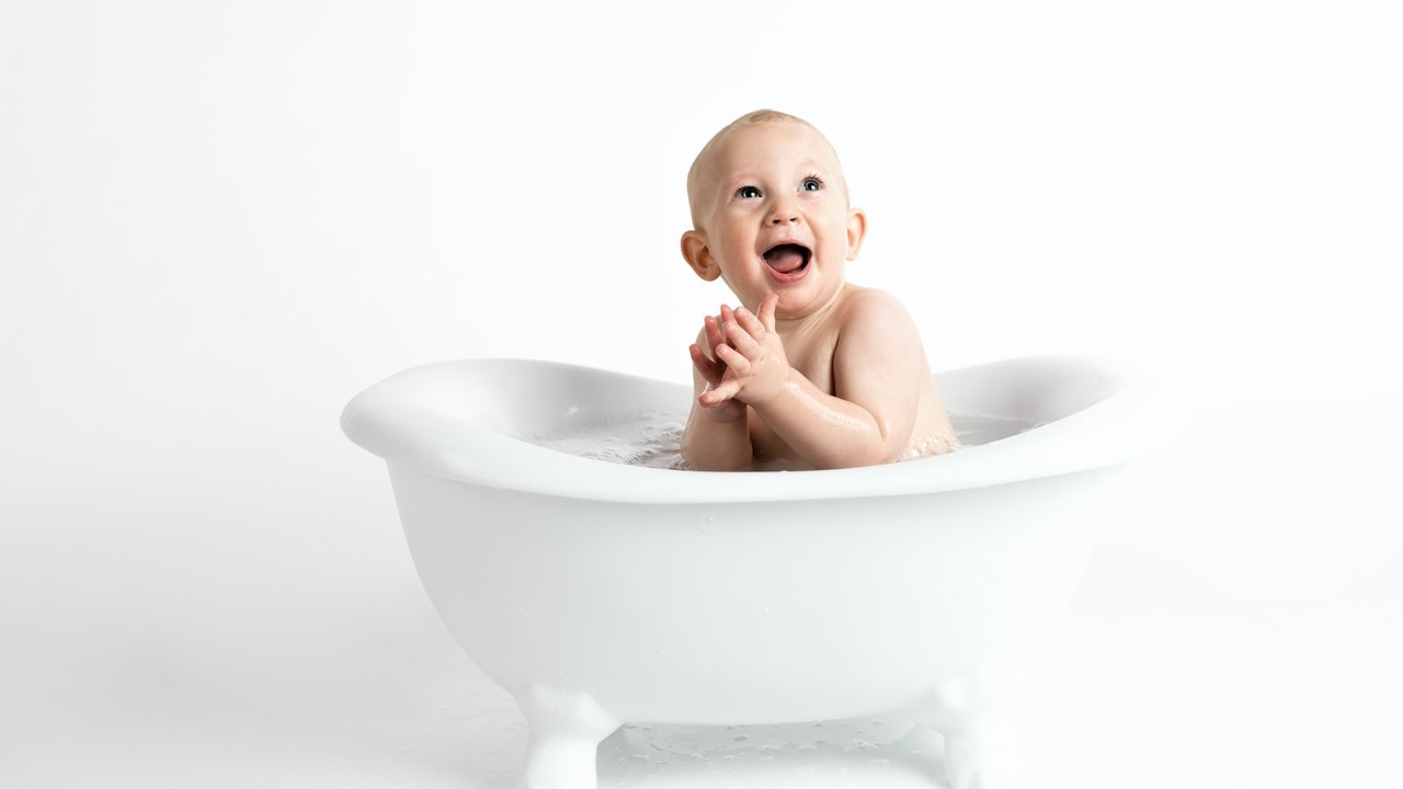 bebe aplaude mucho senal de que esta desarrollandose bien