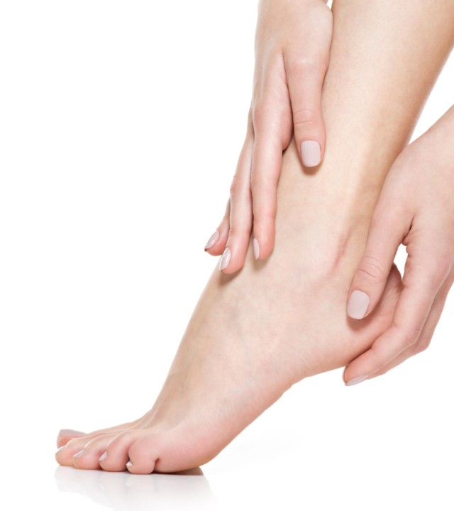 tobillos hinchados retención de liquidos