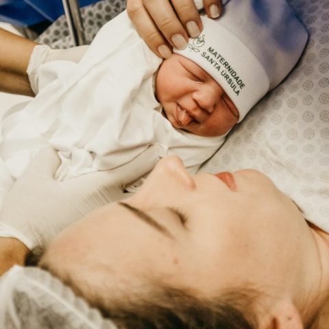 errores a evitar cuando vas a conocer a un nuevo bebé