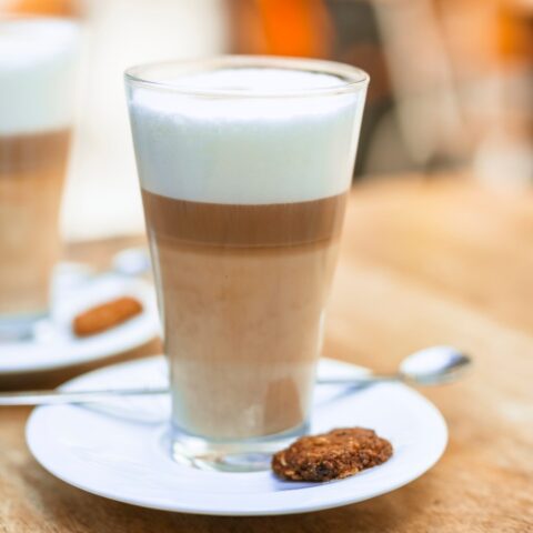 cómo hacer capuchino casero con café instantáneo fácil y rápido