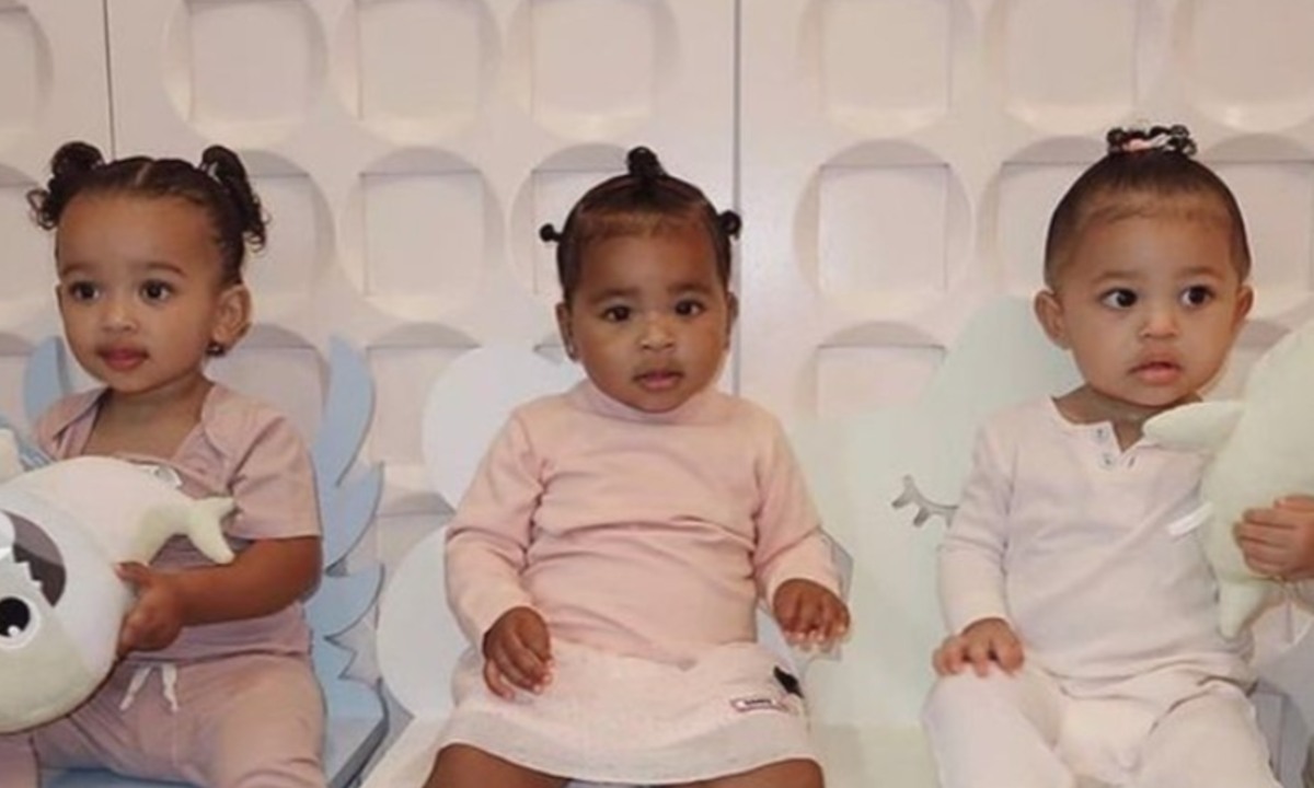 la habitación rosa de stormi es el sueño de toda pequeña que ama este color