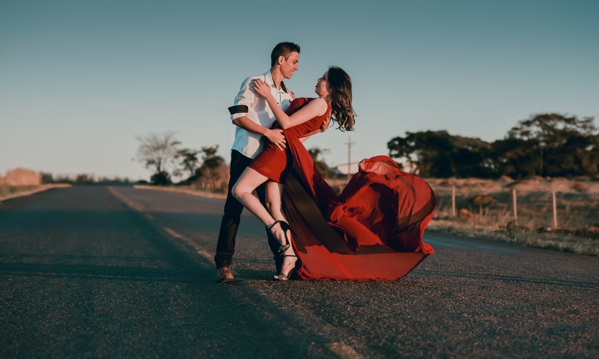 estudio asegura que al estar enamorado aumenta la fertilidad pero disminuye la inteligencia