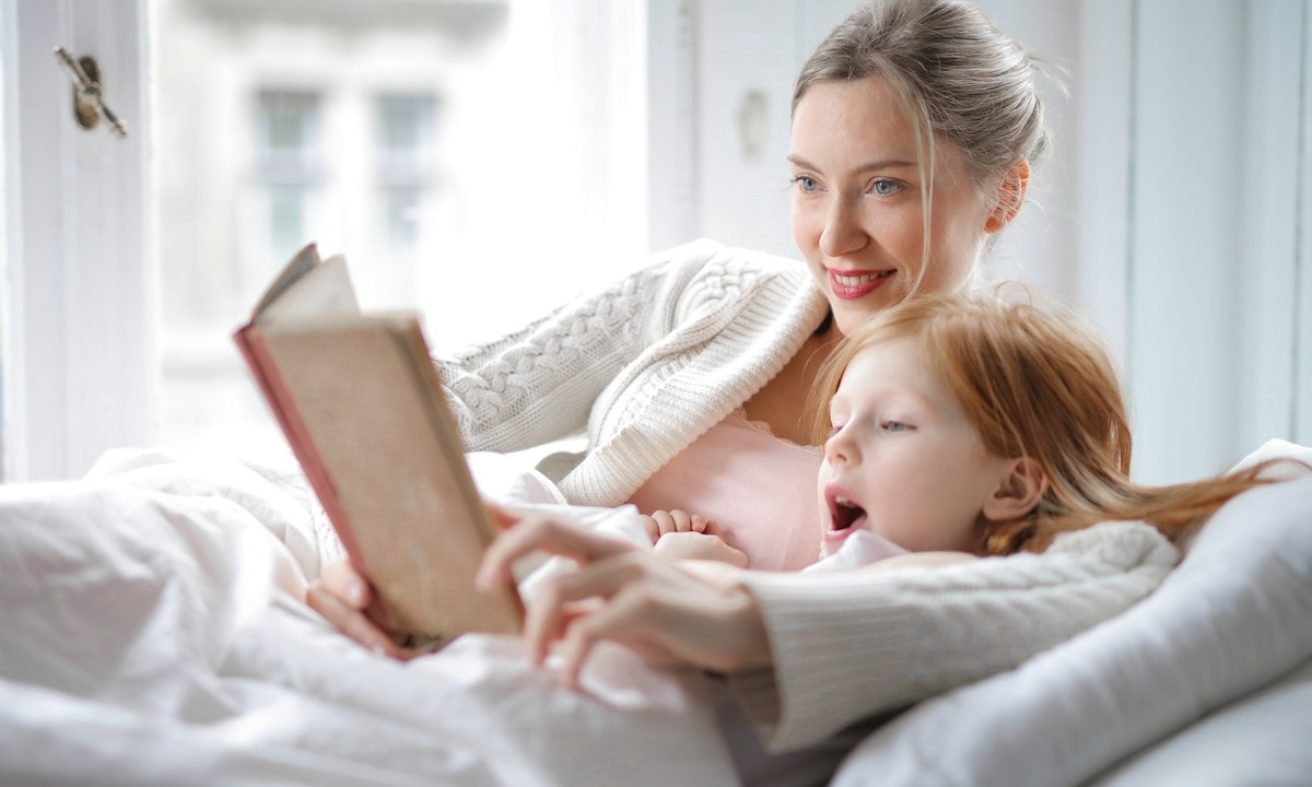 la ciencia explica por qué las madres fuertes hacen hijas fuertes