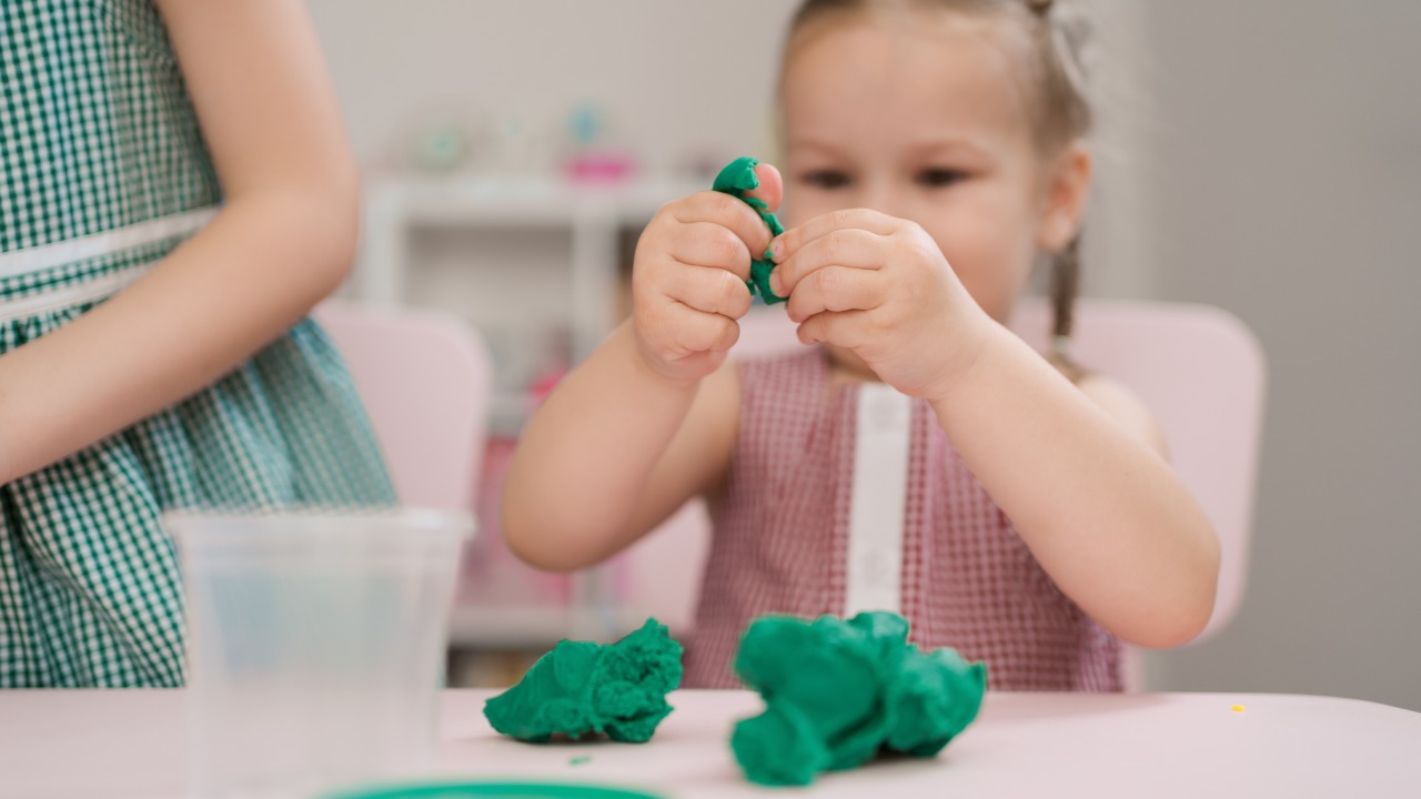 cómo hacer plastilina casera no toxica en casa