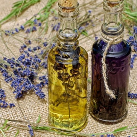 beneficios del aceite de lavanda