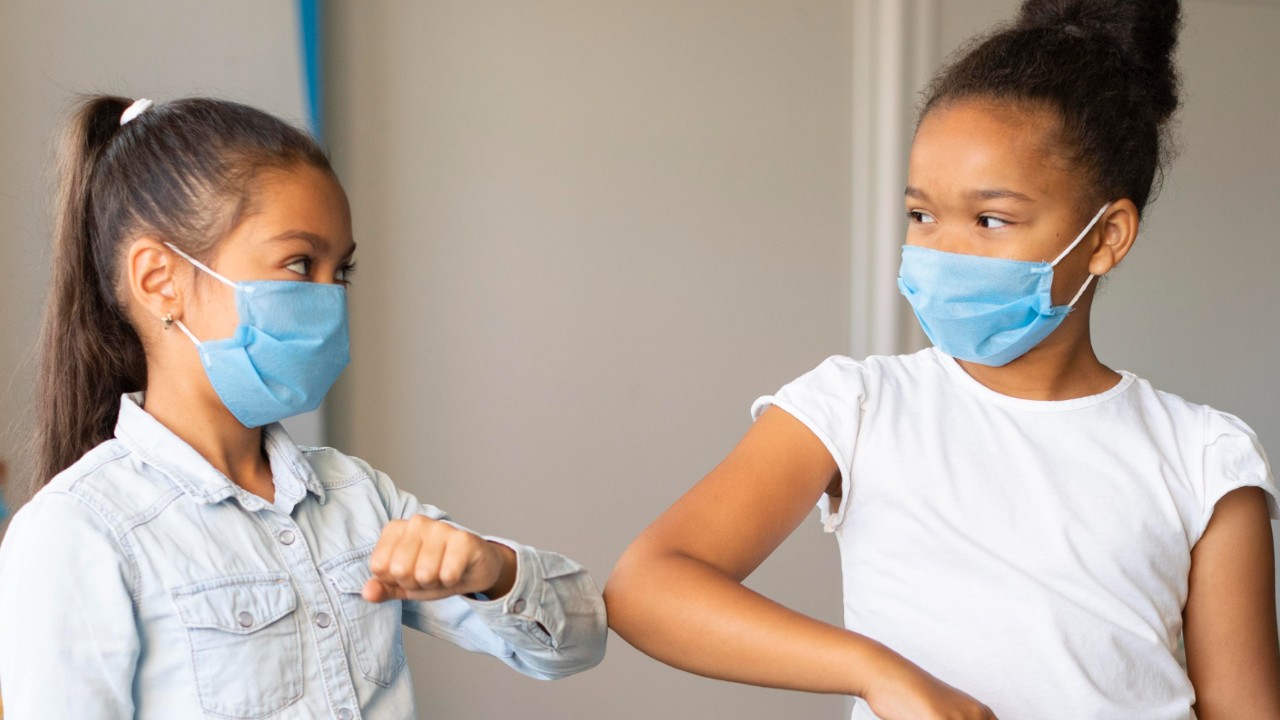 como evitar coronavirus en tu hijo en la escuela