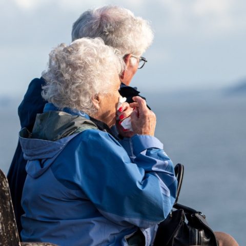 covid19 síntomas en adultos mayores